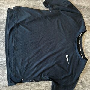 Nike running top - black. Size small